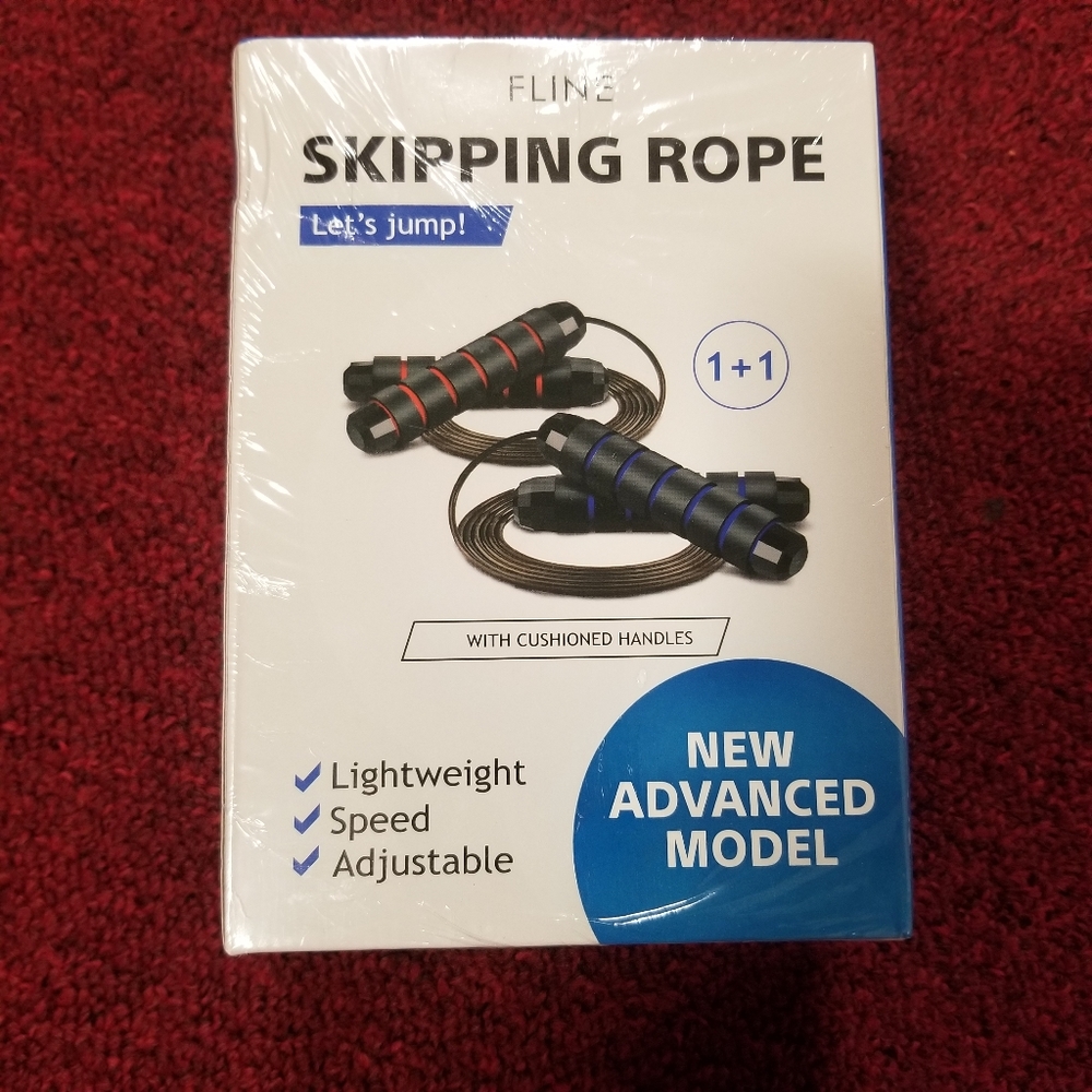 NWT skipping rope